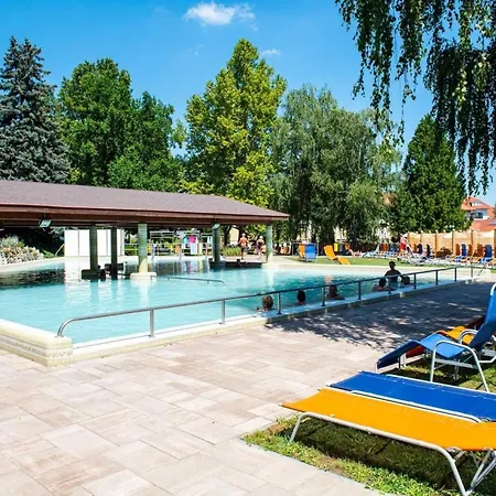 Grosse Fuer 6 Personen By Interhome Apartmán *