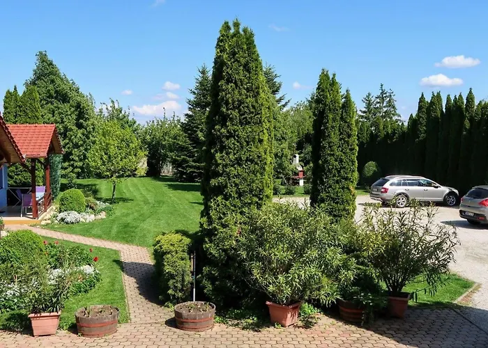 Grosse Fuer 6 Personen By Interhome *